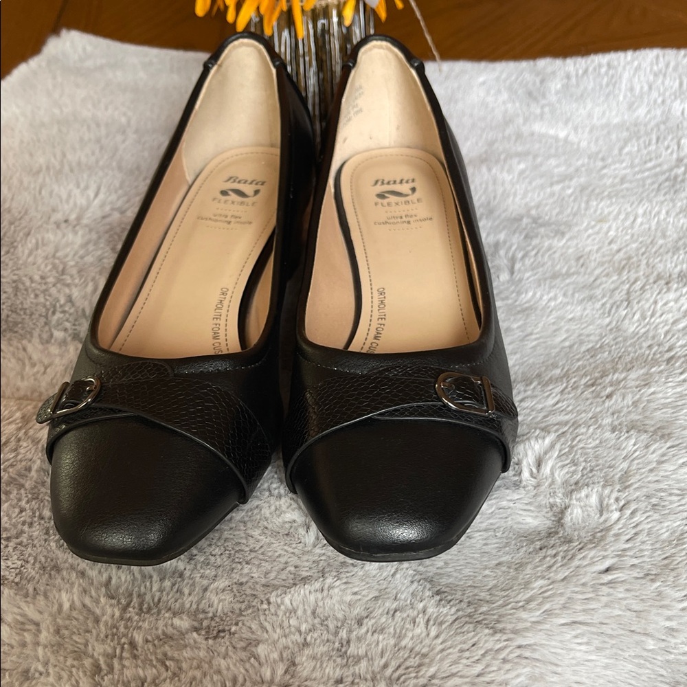 Bata Black Leather Square-Toe Loafers with Buckle Accent